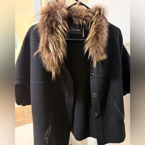 Dolce Cabo Black Sweater with Brown Fur Collar